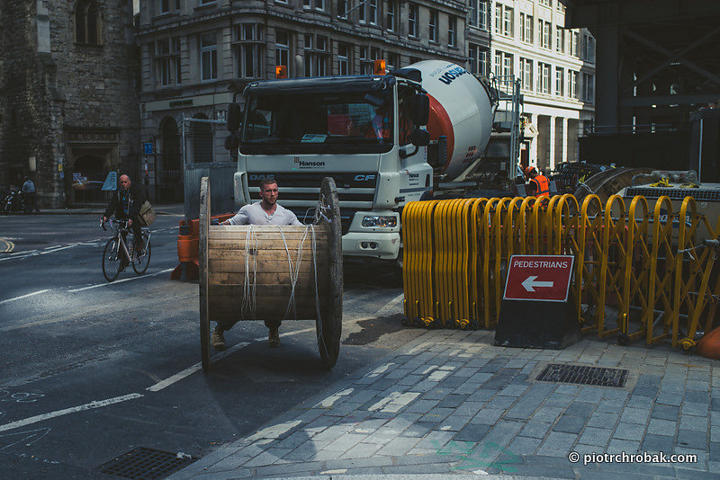 Look Right — fotografia 5 z 19