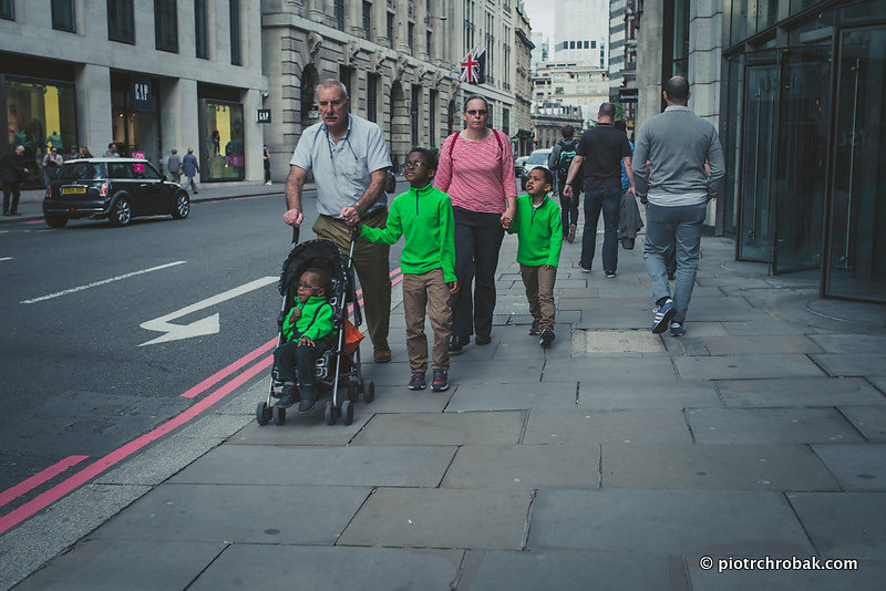Look Right — fotografia 9 z 19